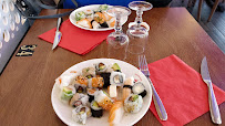Plats et boissons du Restaurant asiatique Delices Wok Chambly - n°2