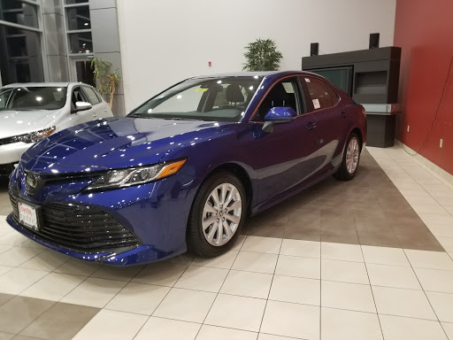 Car Dealer «Colonial Toyota», reviews and photos, 550 George Washington Hwy, Smithfield, RI 02917, USA