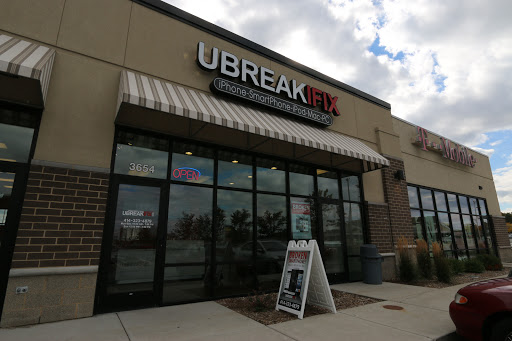 Electronics Repair Shop «uBreakiFix», reviews and photos, 3654 S 27th St, Milwaukee, WI 53221, USA