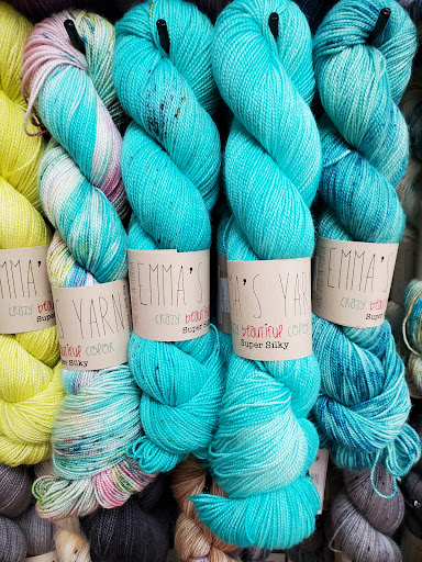 Yarn Store «Four Purls Yarn Shop», reviews and photos, 334 3rd St NW, Winter Haven, FL 33881, USA