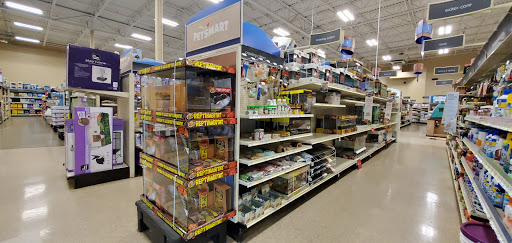 Pet Supply Store «PetSmart», reviews and photos, 17585 Southcenter Pkwy, Tukwila, WA 98188, USA