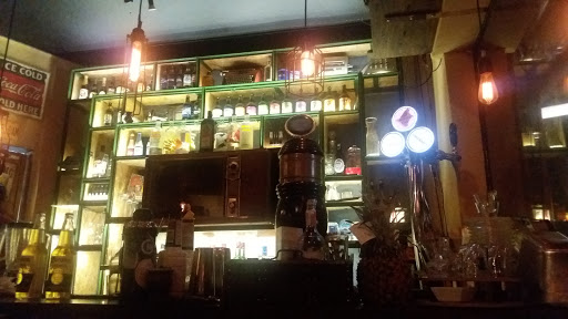 Demodé Bar