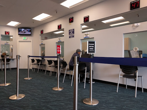 Department of Motor Vehicles «Federal Way Auto License Agency», reviews and photos