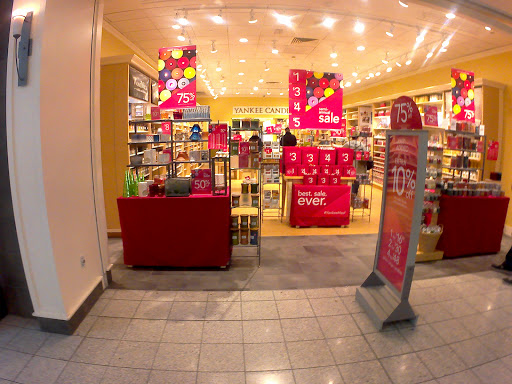 Shopping Mall «Great Northern Mall», reviews and photos, 4954 Great Northern Mall, North Olmsted, OH 44070, USA