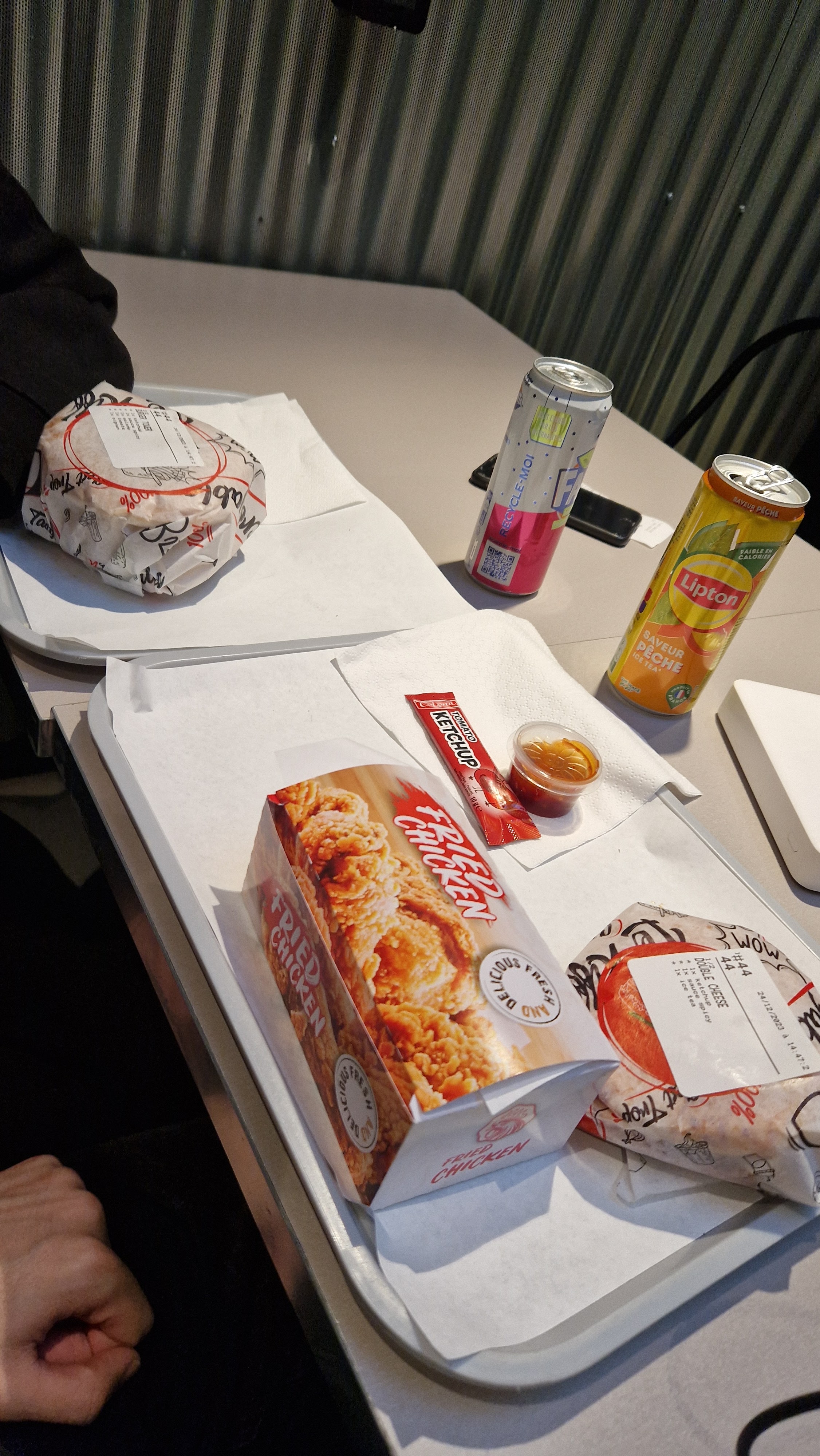 Photo n° 1 de l'avis de Yacine. fait le 25/12/2023 à 19:34