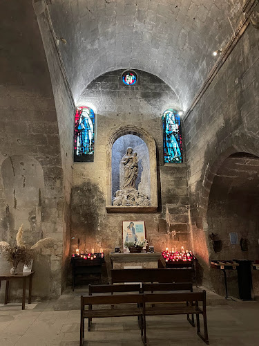 attractions Église catholique Saint-Vincent aux Baux Les Baux-de-Provence