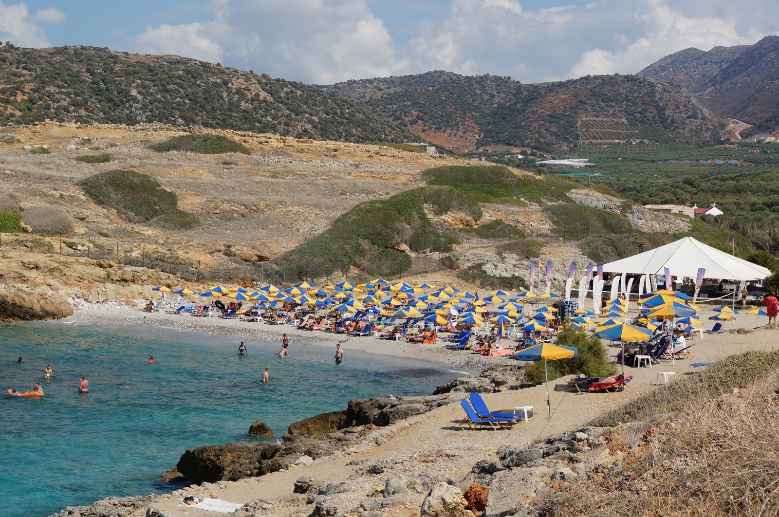 Foto von Boufos Beach mit kleine bucht