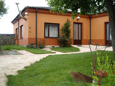Casas Rurales Tío Vicente y Tía Carmen Ctra. Pandorado-Abano, 2, 24397 Quintana del Castillo, León, España