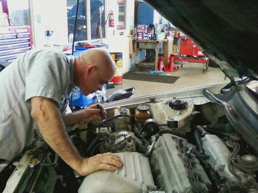 Auto Repair Shop «M & R Auto Repair», reviews and photos, 8825 SW 129th St, Miami, FL 33176, USA