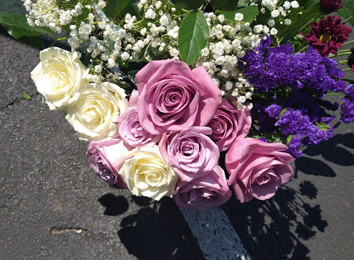 Gift Shop «In Bloom, Flowers and Gifts», reviews and photos, 1165 Old York Rd, Abington, PA 19001, USA