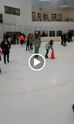 Community Center «Scott R. Triphahn Community Center & Ice Arena», reviews and photos, 1685 W Higgins Rd, Hoffman Estates, IL 60169, USA