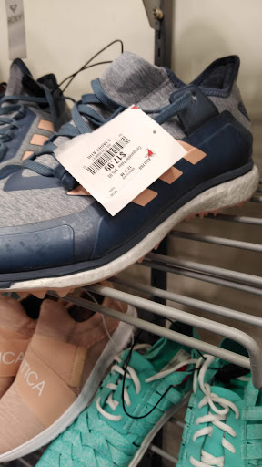 Clothing Store «Burlington Coat Factory», reviews and photos, 22331 Eureka Rd, Taylor, MI 48180, USA