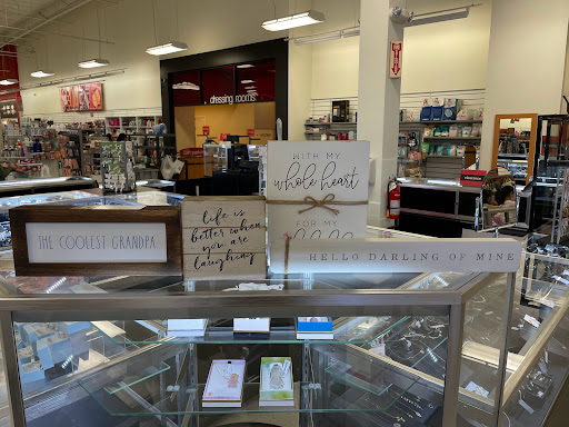 Department Store «T.J. Maxx», reviews and photos, 2150 N. Bellflower Blvd, Long Beach, CA 90815, USA