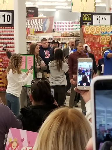 Supermarket «Big Y», reviews and photos, 7 Medway Rd, Milford, MA 01757, USA