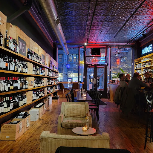 Wine Store «Printers Row Wine Shop», reviews and photos, 719 S Dearborn St, Chicago, IL 60605, USA