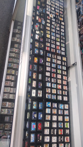 Video Game Store «Gameplay Long Beach», reviews and photos, 5911 E Spring St, Long Beach, CA 90808, USA