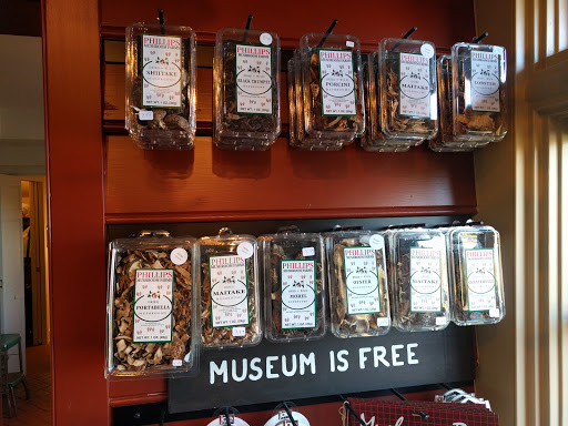 Produce Market «The Woodlands at Phillips», reviews and photos, 1020 Kaolin Rd, Kennett Square, PA 19348, USA