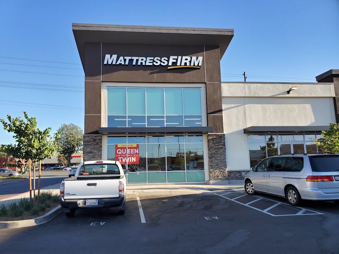 Mattress Firm Fletcher Plaza