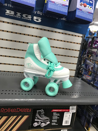 Sporting Goods Store «Big 5 Sporting Goods», reviews and photos, 2745 Pacific Coast Hwy, Torrance, CA 90505, USA