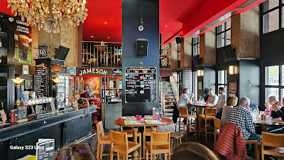 Wallace Bar à Lyon