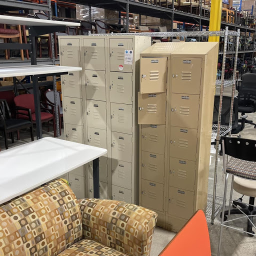 Furniture Store «Liquidators World LLC», reviews and photos, 1720 Research Dr, Louisville, KY 40299, USA