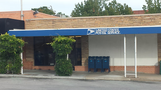 Post Office «United States Postal Service», reviews and photos, 2032 Utica Square, Tulsa, OK 74114, USA