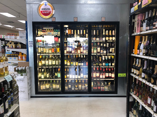 Liquor Store «METRO WINE & LIQUORS», reviews and photos, 89 NJ-17, East Rutherford, NJ 07073, USA