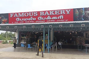 Velan bakery image