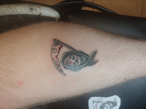 Tattoo Shop «Cross Roads Tattoo and Piercing», reviews and photos, 2070 Texas Ave, Bridge City, TX 77611, USA