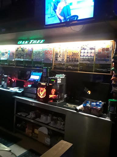 Cocktail Bar «Oaktree Food & Drink Company», reviews and photos, 8011 Steilacoom Blvd SW, Lakewood, WA 98498, USA