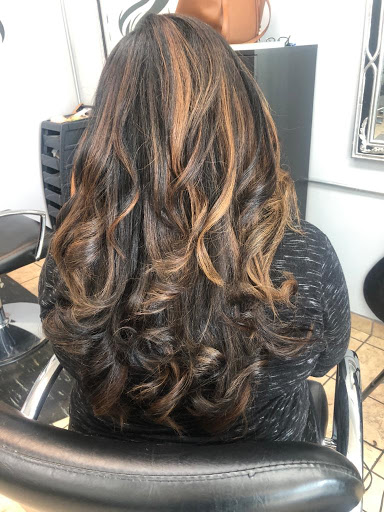 Beauty Salon «Glorious Beauty Salon & Spa», reviews and photos, 5029 W Armitage Ave, Chicago, IL 60639, USA