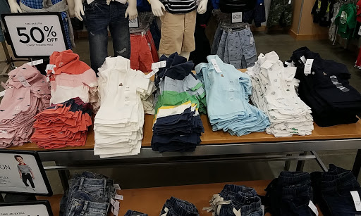 Clothing Store «Gap Outlet», reviews and photos, 18 West Lightcap Rd, Pottstown, PA 19464, USA