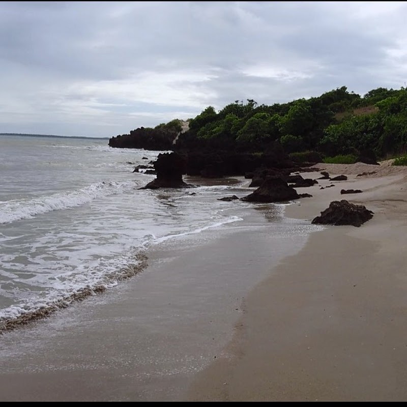 Middle Beach (Dharrpamiwuy)