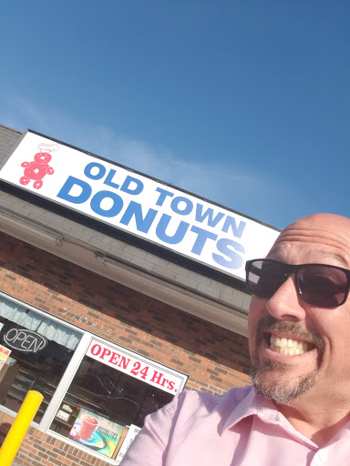 Donut Shop «Old Town Donuts», reviews and photos, 508 S New Florissant Rd, Florissant, MO 63031, USA