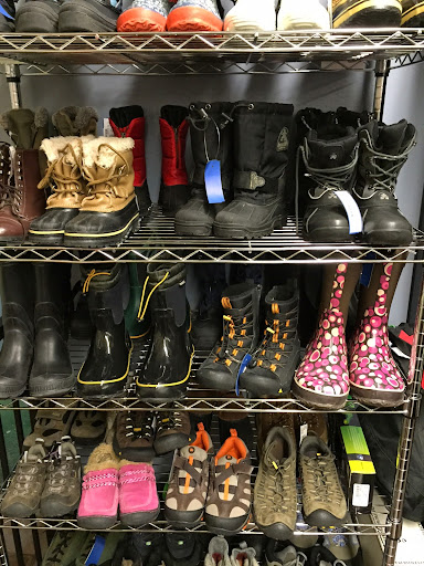 Sporting Goods Store «Second Gear Sports», reviews and photos, 6529 California Ave SW, Seattle, WA 98136, USA