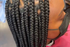 Mariam African Hair Braiding image