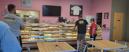 Donut Shop «Sprinkles Donut Shop», reviews and photos, 6450 28th Ave, Hudsonville, MI 49426, USA