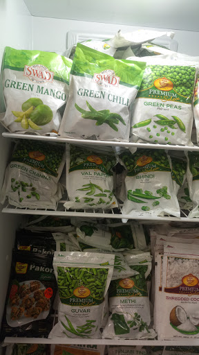 Grocery Store «Shalimar Grocery», reviews and photos, 332 S Green Bay Rd, Waukegan, IL 60085, USA