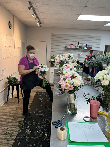 Florist «J. Morris Flowers», reviews and photos, 1603 Village Market Blvd SE #108, Leesburg, VA 20175, USA