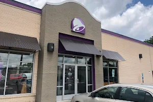 Taco Bell image