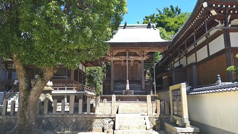 室津八幡神社