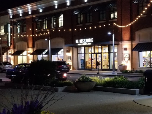 Book Store «Barnes & Noble», reviews and photos, 631 E Boughton Rd, Bolingbrook, IL 60440, USA