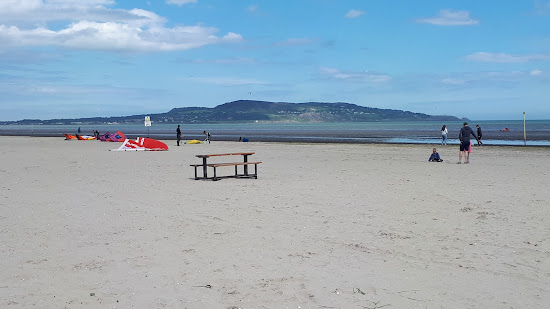 Dollymount Beach