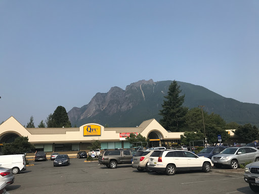 Grocery Store «Quality Food Center», reviews and photos, 460 E North Bend Way, North Bend, WA 98045, USA