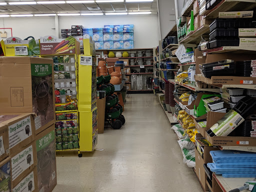 Discount Store «Ocean State Job Lot», reviews and photos, 40 Industry Ln, Waterbury, CT 06704, USA