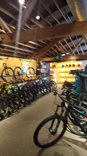 Ski Shop «evo Seattle Store», reviews and photos, 3500 Stone Way N, Seattle, WA 98103, USA