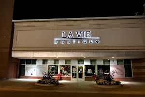 La Vie Boutique image