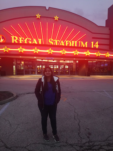 Movie Theater «Regal Cinemas Greenwood 14 & RPX», reviews and photos, 461 Greenwood Park Dr S, Greenwood, IN 46142, USA