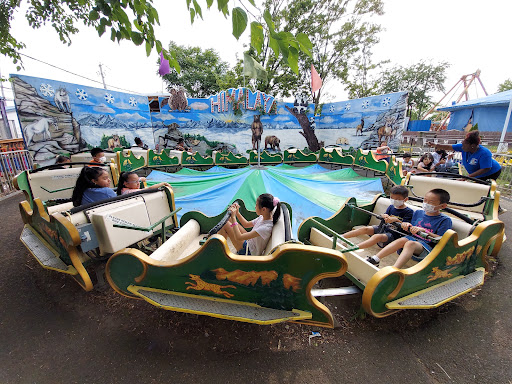 Amusement Park «Adventurers Amusement Park», reviews and photos, 1824 Shore Pkwy, Brooklyn, NY 11214, USA