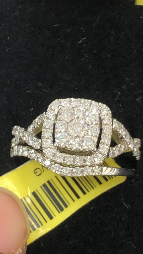 Jewelry Store «Unclaimed Diamonds», reviews and photos, 113 S 8th St, Philadelphia, PA 19106, USA